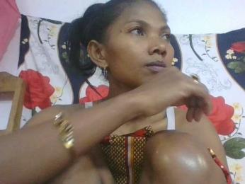Lyah7a webcam bongacams model stream image