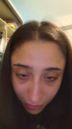 Shantt05 webcam model stream image