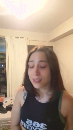 Shantt05 webcam model stream image