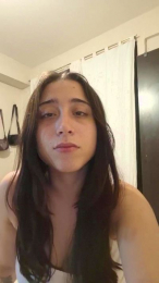 Shantt05 webcam model stream image