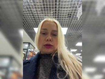 MirandaNow webcam model stream image