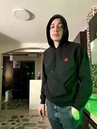 kevin_hotgirls webcam model stream image