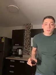 kevin_hotgirls webcam stripchat model stream image