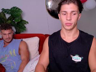 Kai & Yannis webcam model stream image