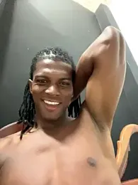 KingBlack25cm webcam stripchat model stream image