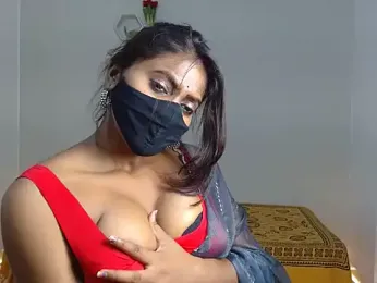Hotginni4 webcam stripchat model stream image