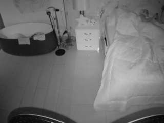 voyeurcam-casa-salsa-bedroom-6 webcam model stream image