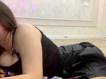 FinnaFlower webcam model stream image
