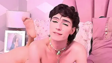 KylieMonnett webcam model stream image