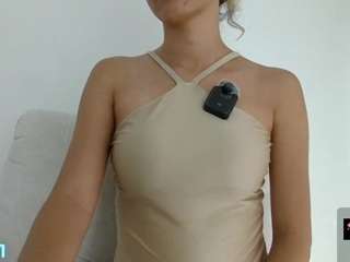 kelayabrunette webcam model stream image