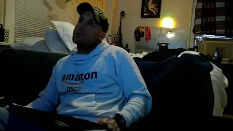 Luv2SuckBWC92 webcam model stream image