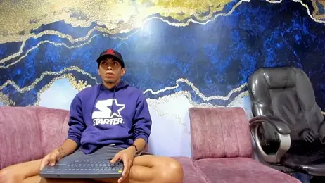 Juicy_Creww webcam stripchat model stream image