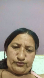 Mom_slut webcam model stream image