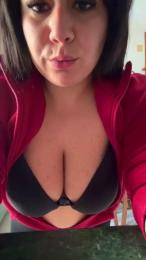 Mikela_ webcam cam4 model stream image