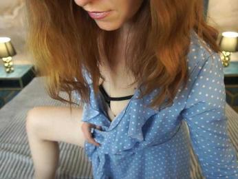 GoldenLacee webcam model stream image