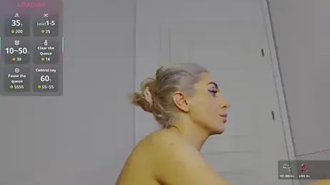 CelineMeyerr webcam model stream image