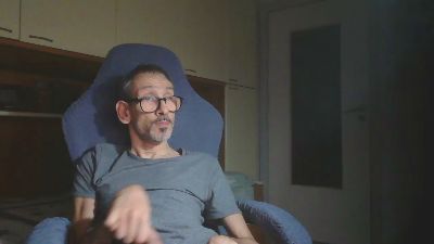 Neruda72 webcam model stream image