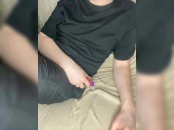 Slim_baby webcam model stream image