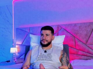 Dick Griffith webcam model stream image