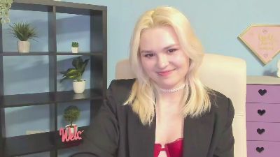 SweetLilyxo webcam model stream image