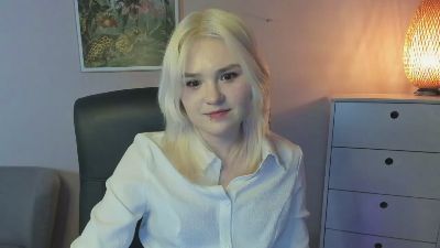 SweetLilyxo webcam model stream image