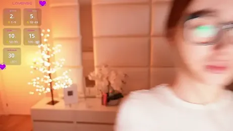 Lilly_Colins webcam model stream image