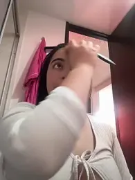 KallyMyller1 webcam model stream image