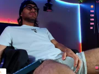 kuzzcoo webcam model stream image