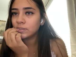 julieee04 webcam camsoda model stream image