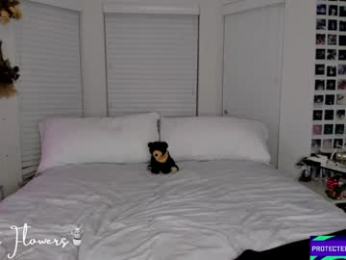 violetttflowers webcam model stream image