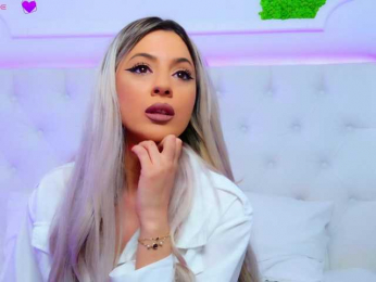 AriannaSins webcam model stream image