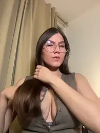 AmelieLaurent_ webcam model stream image