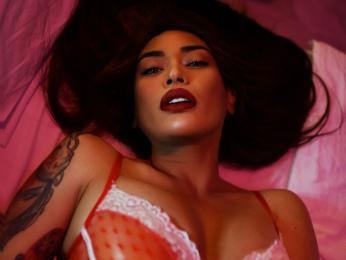 OlgaZalora webcam model stream image