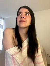 saori_10 webcam model stream image