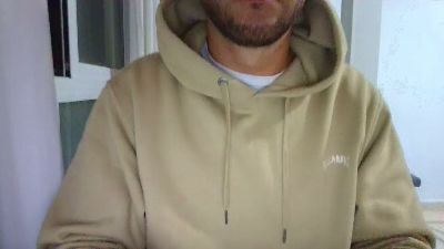 Surfer_30 webcam model stream image