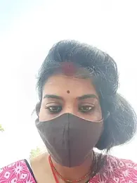 Mahek_love143 webcam stripchat model stream image