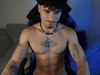 Brayls Dwayne webcam model stream image
