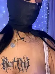 kamila_french webcam model stream image