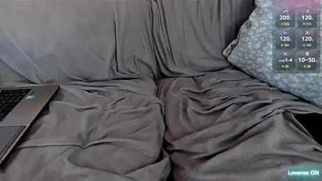 EmoDream1998 webcam model stream image