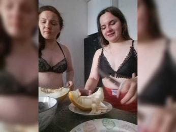 SunshineSweet webcam model stream image