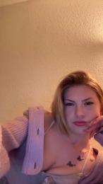 lola1_2_ webcam cam4 model stream image