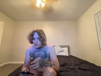 Mck3nz1e webcam model stream image