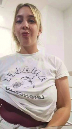 Ayeebran webcam model stream image