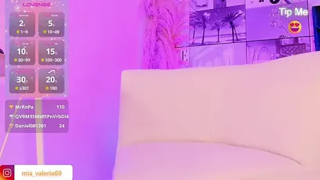 MiaCavallii_ webcam model stream image