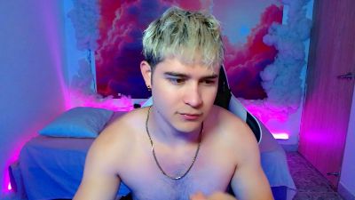 AlexPierss webcam model stream image