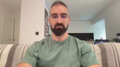 v1c70r1985 webcam model stream image