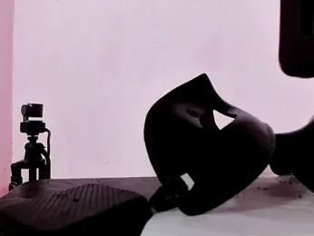 skinnylittlewife webcam model stream image