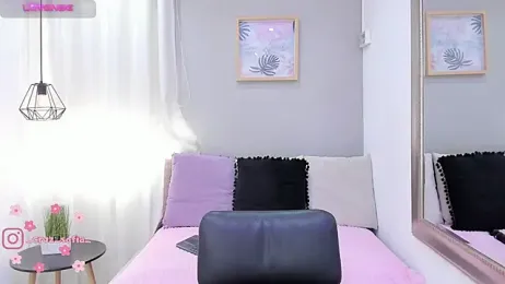 _sofia_cruz webcam stripchat model stream image