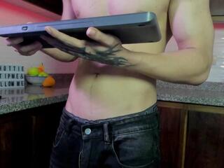 Eren Jeagher webcam model stream image