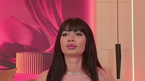 RubyLuxee webcam stripchat model stream image